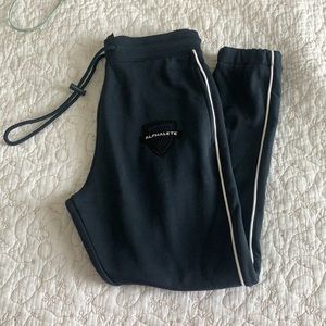 Alphalete men’s varsity joggers size small